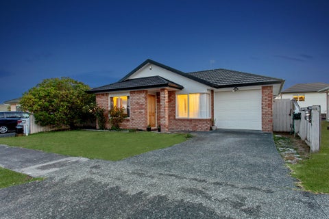 5B Charlenne Close, Ranui, Auckland
