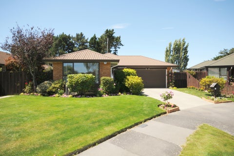 21A Mulberry Place, Redwood, Christchurch