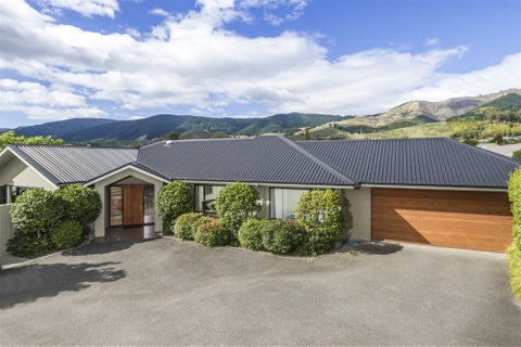 14 Lobank Place, Richmond