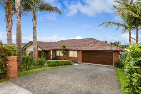 17 Tauranga Place, Orewa, Orewa