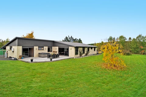90 Henry Street, Waikouaiti, Waikouaiti