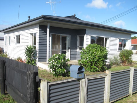 64 Wainui Road, Raglan, Raglan
