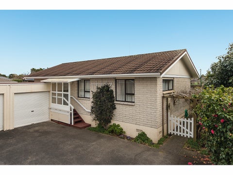 2/30 Edgewater Parade, Waiuku, Waiuku