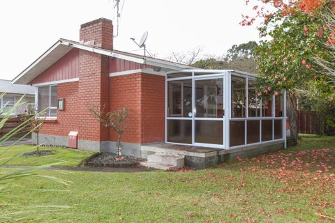 19 MacMurdo Avenue, Glenview, Hamilton