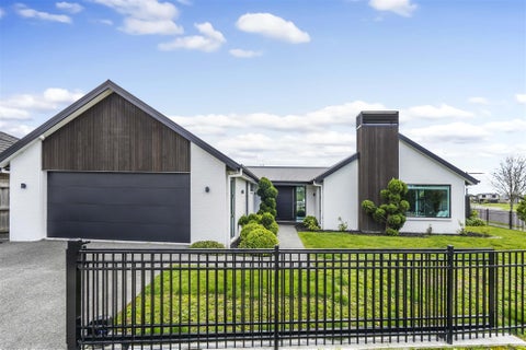 2 Roy Hilton Drive, Flagstaff, Hamilton