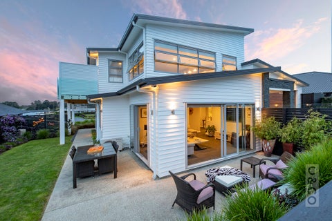 4 Tauwaka Crescent, Riverhead, Riverhead