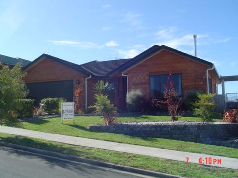 8 Hadrians Way, Nawton, Hamilton