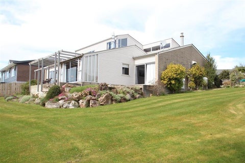 8 Aotea Crescent, Gore, Gore