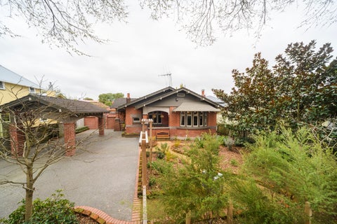 8 Chaytor Street, West End, Palmerston North