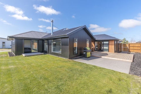 23 Oaks Drive, Lincoln, Lincoln
