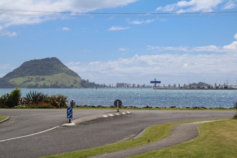 1 Finlowe Way, Otumoetai, Tauranga