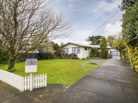17 Leeds Street, Milson, Palmerston North
