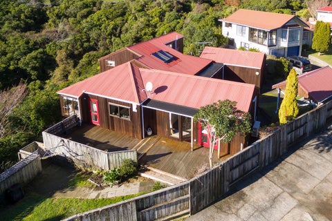 8 Ballina Drive, Churton Park, Wellington