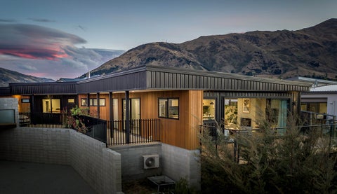 8 Hollywood RISE, WANAKA