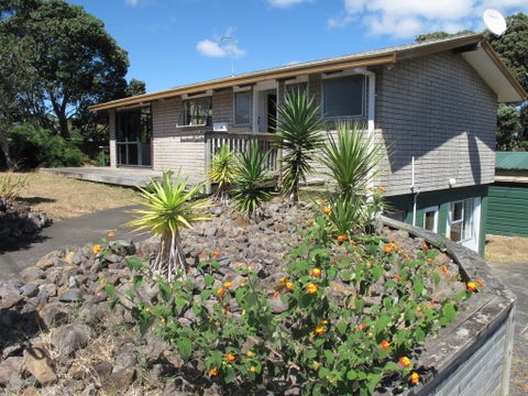 2 Lorenzen Bay Road, Raglan, Raglan