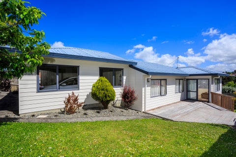 35A Monarch Avenue, Hillcrest, Auckland