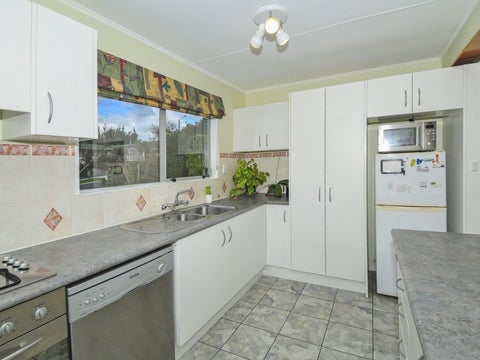 116 Holborn Drive, Stokes Valley, Lower Hutt