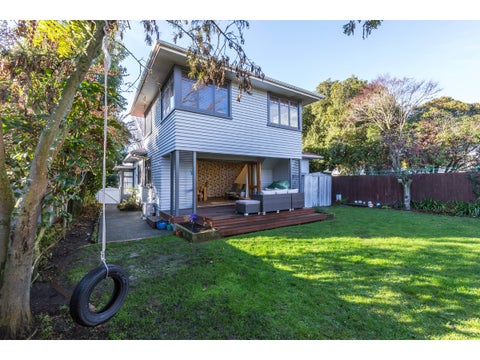 261 Eastern Terrace, Sydenham, Christchurch