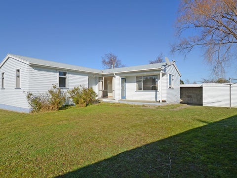 34 Aniseed Grove, Timberlea, Upper Hutt