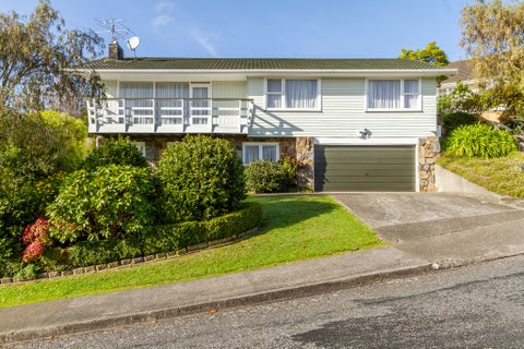 17 Sunbrae Drive, Silverstream, Upper Hutt
