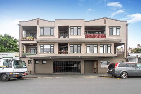 2D/4 Fleet Street, Devonport, Auckland
