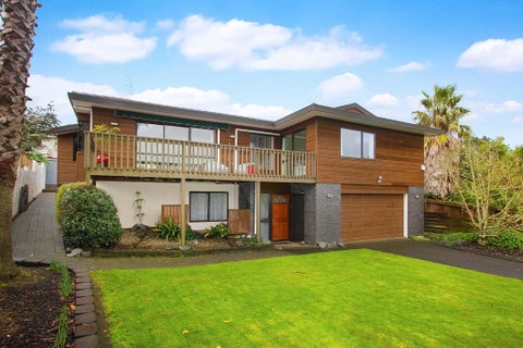 77 Rosario Crescent, Red Beach, Red Beach