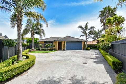 80 Lothian Brae, Wattle Downs, Auckland