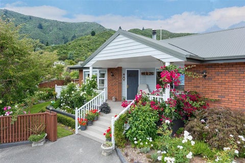 76 Moana View Road, Waikawa, Picton