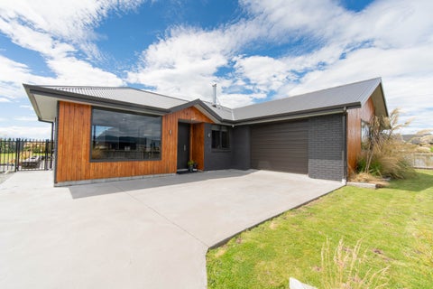 32 Takitimu Avenue, Te Anau, Te Anau