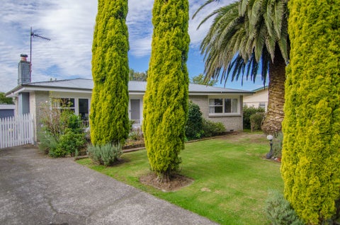 4 Churchill Crescent, Featherston