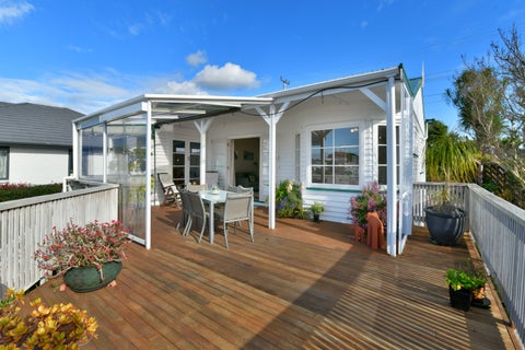 9 Moffat Road, Red Beach, Red Beach