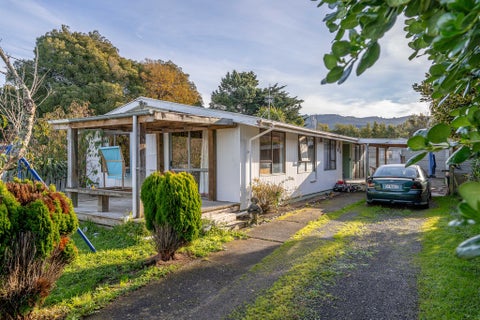 52 Lyon Street, Featherston, Featherston