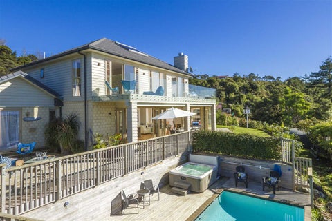 121 Wade River Road, Stanmore Bay, Whangaparaoa