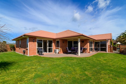 17 Heaphy Place, Pukehangi, Rotorua