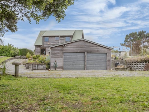 25 Freyberg Crescent, Waikanae Beach, Waikanae