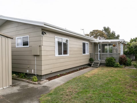 2/44 TOWNSHEND CRES, Greenmeadows, Napier