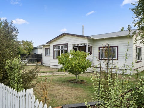 12 Cologne Street, Martinborough