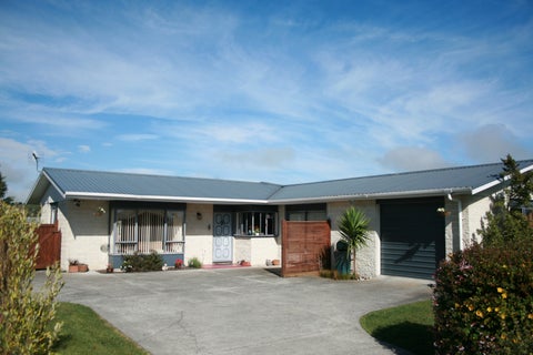 120 Amberley Avenue, Highbury, Palmerston North
