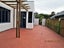 24 Montrose Crescent, Huntington, Hamilton - Carousel 2