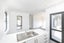 1/123 Holland Road, Fairfield, Hamilton - Carousel 3