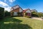 10 Montrose Crescent, Huntington, Hamilton - Carousel 1
