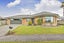 8 Woodgate Court, Fitzherbert, Palmerston North - Carousel 1