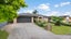 9 Dawn Place, Te Atatu South, Auckland - Carousel 1