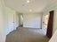 2/22 Newry Close, East Tamaki Heights, Auckland - Carousel 7