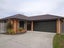 8 Holcroft Place, Huntington, Hamilton - Carousel 1