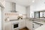7E/16 Kent Terrace, Mount Victoria, Wellington - Carousel 8
