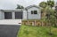 1/16 Rothwell Street, Dinsdale, Hamilton - Carousel 1