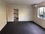 7B Clifton Avenue, Carterton, Carterton - Carousel 5