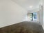 4/2 Malcolm Lane, Thorndon, Wellington - Carousel 2