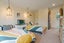 18 Myra Evelyn Grove, Albany - Carousel 9
